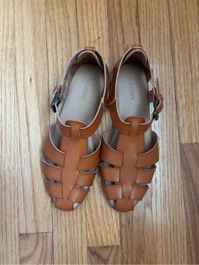 Old Navy Brown Fisherman Sandals with Buckle